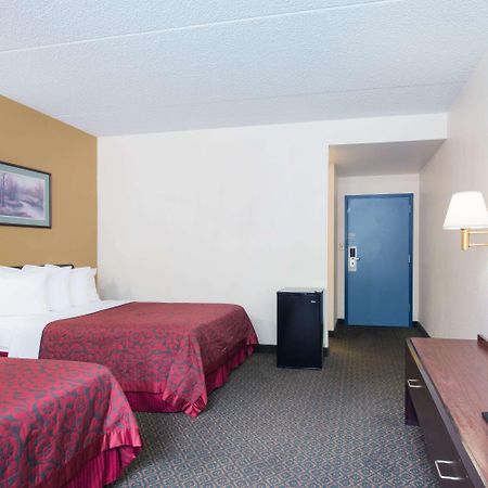 Days Inn By Wyndham Chambersburg Kültér fotó