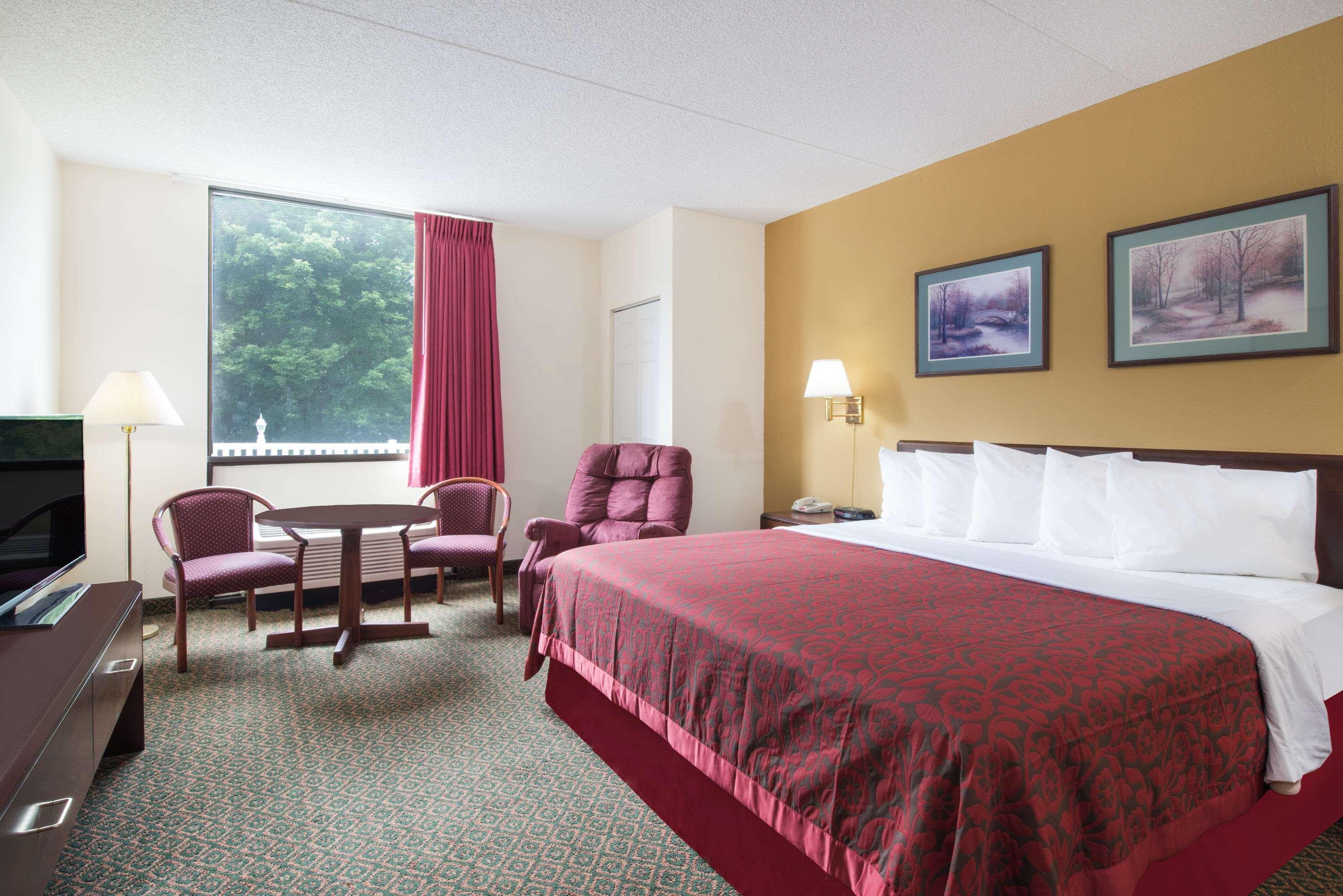 Days Inn By Wyndham Chambersburg Kültér fotó