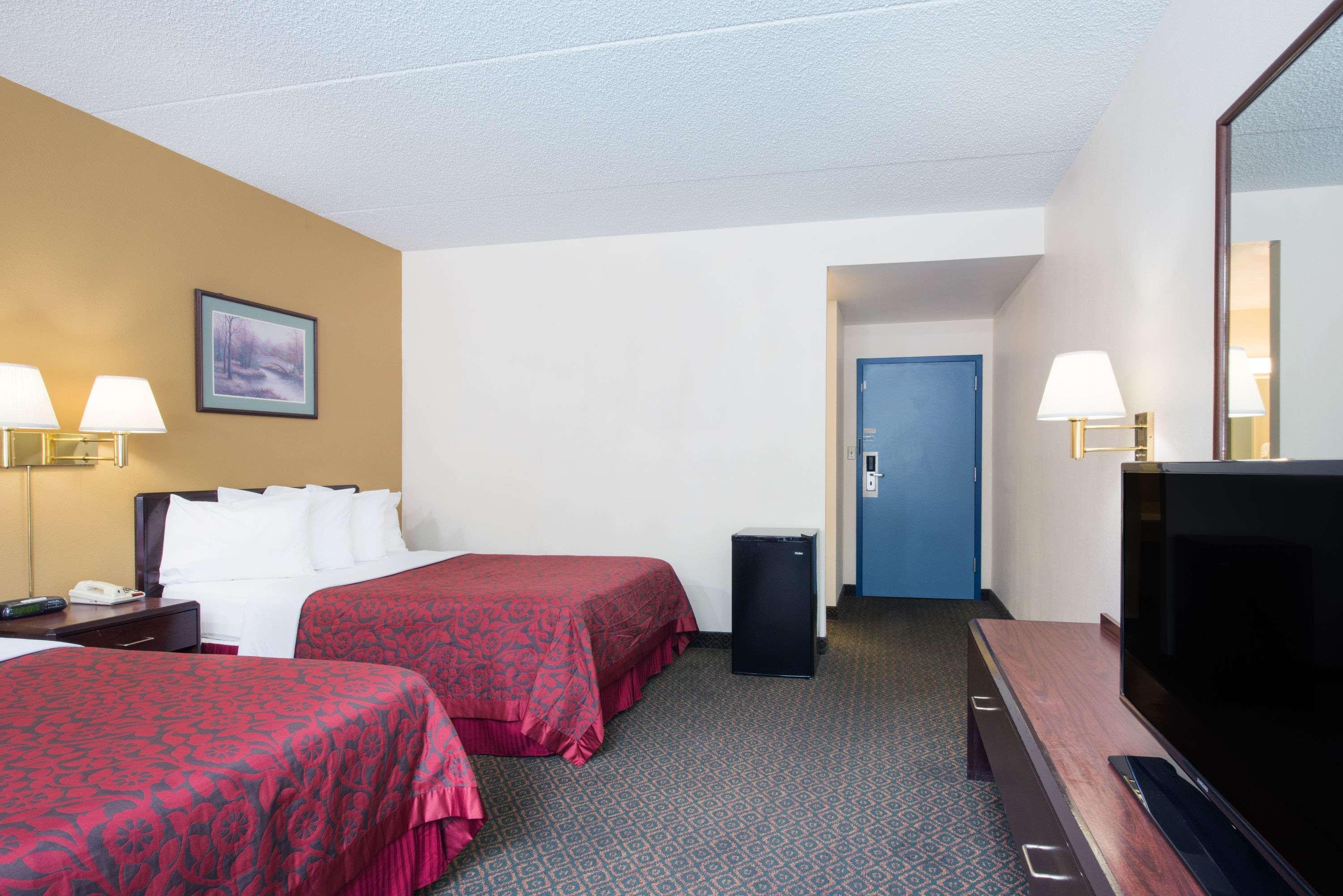 Days Inn By Wyndham Chambersburg Kültér fotó