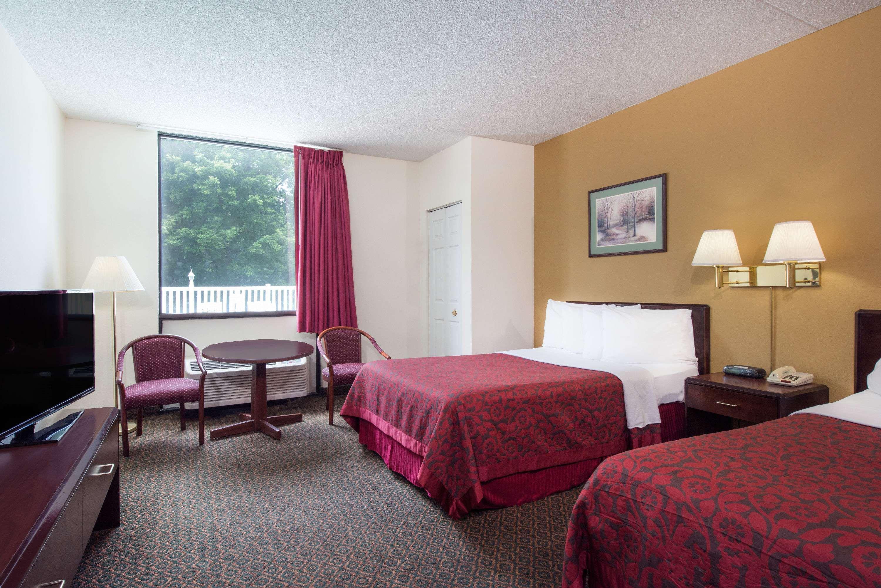 Days Inn By Wyndham Chambersburg Kültér fotó
