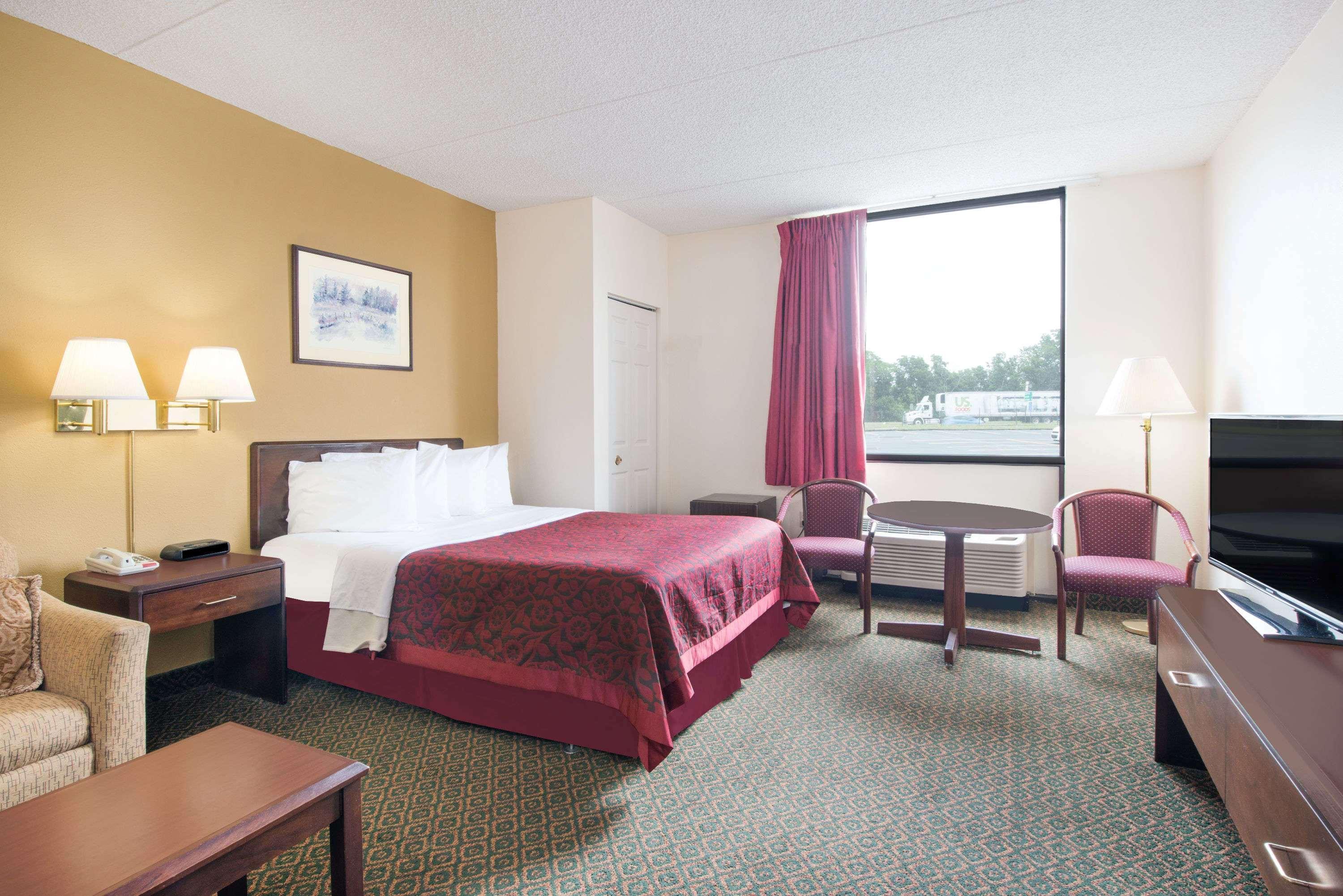Days Inn By Wyndham Chambersburg Kültér fotó